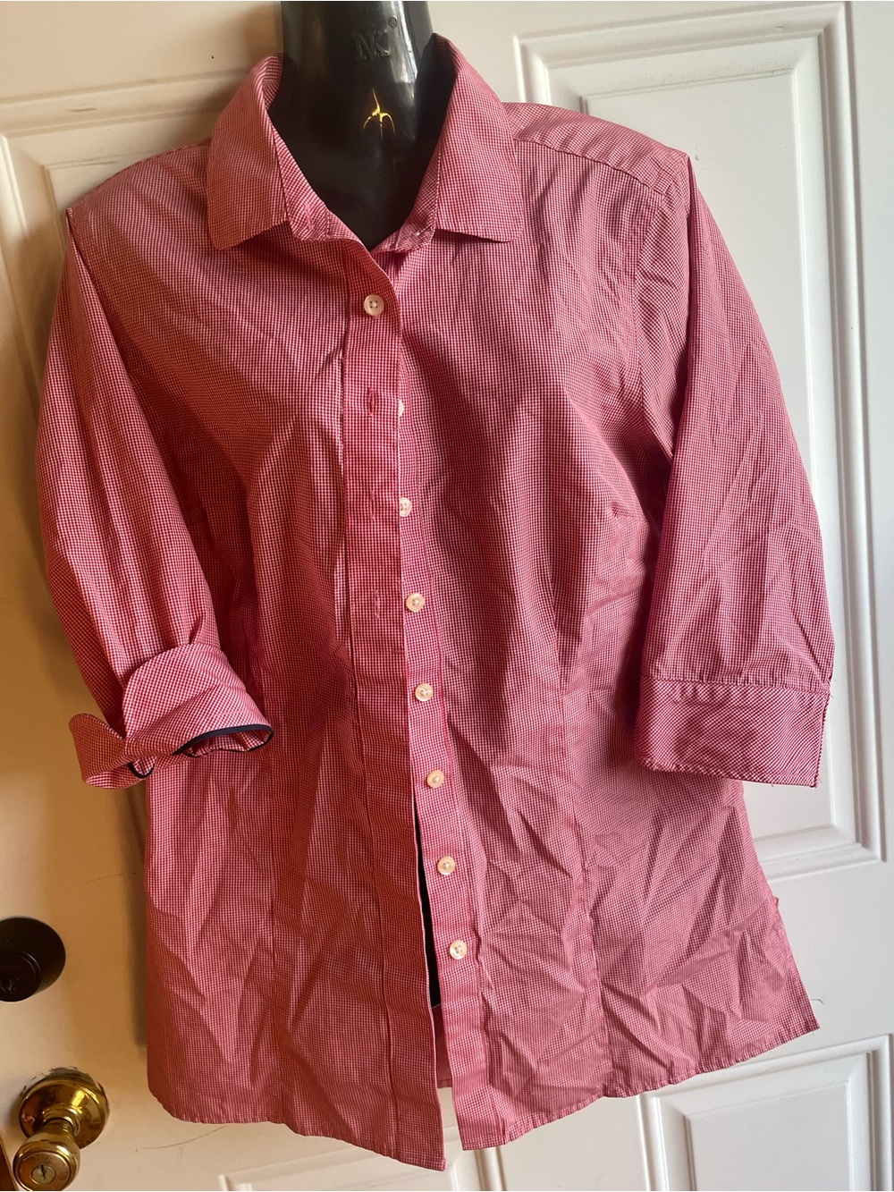 Women’s chick fil a top sz med